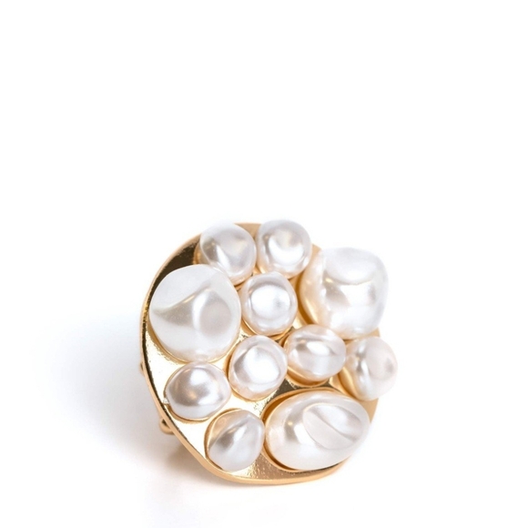 Paparazzi Gold and White Brooch with Elegant Design - Picture 1 of 2